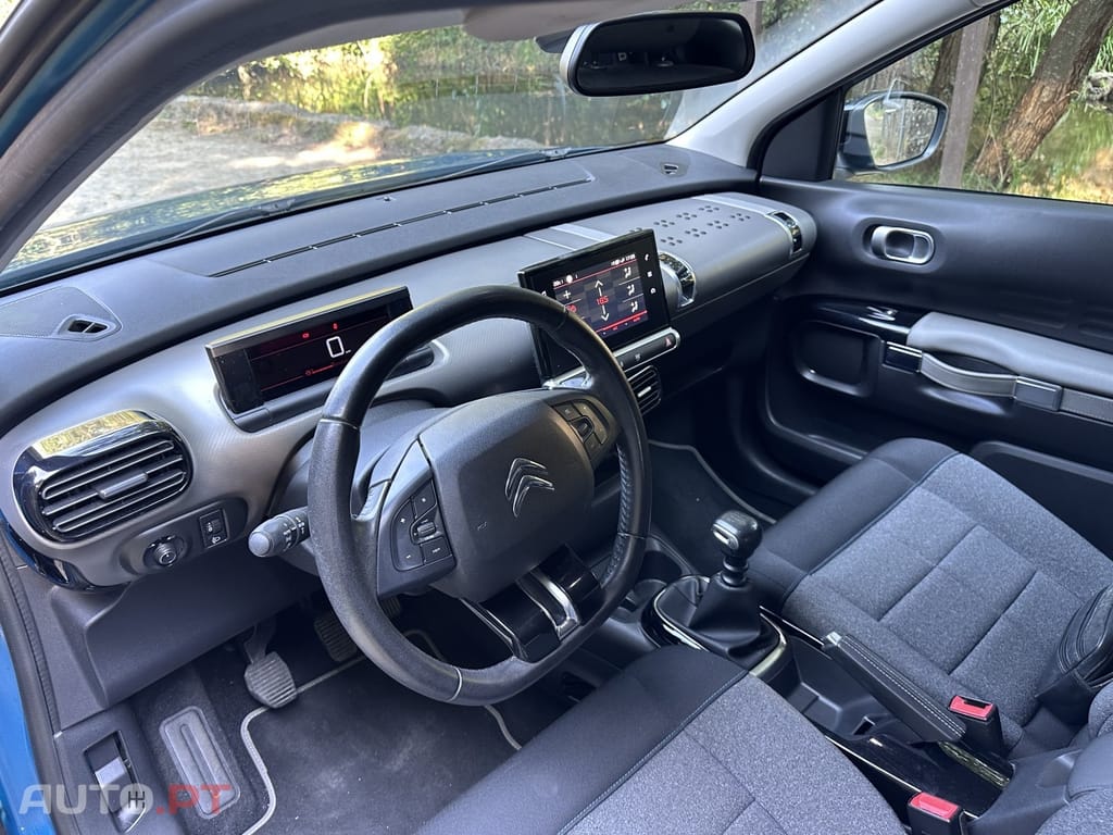 Citroen C4 Cactus 1.2 PureTech Shine