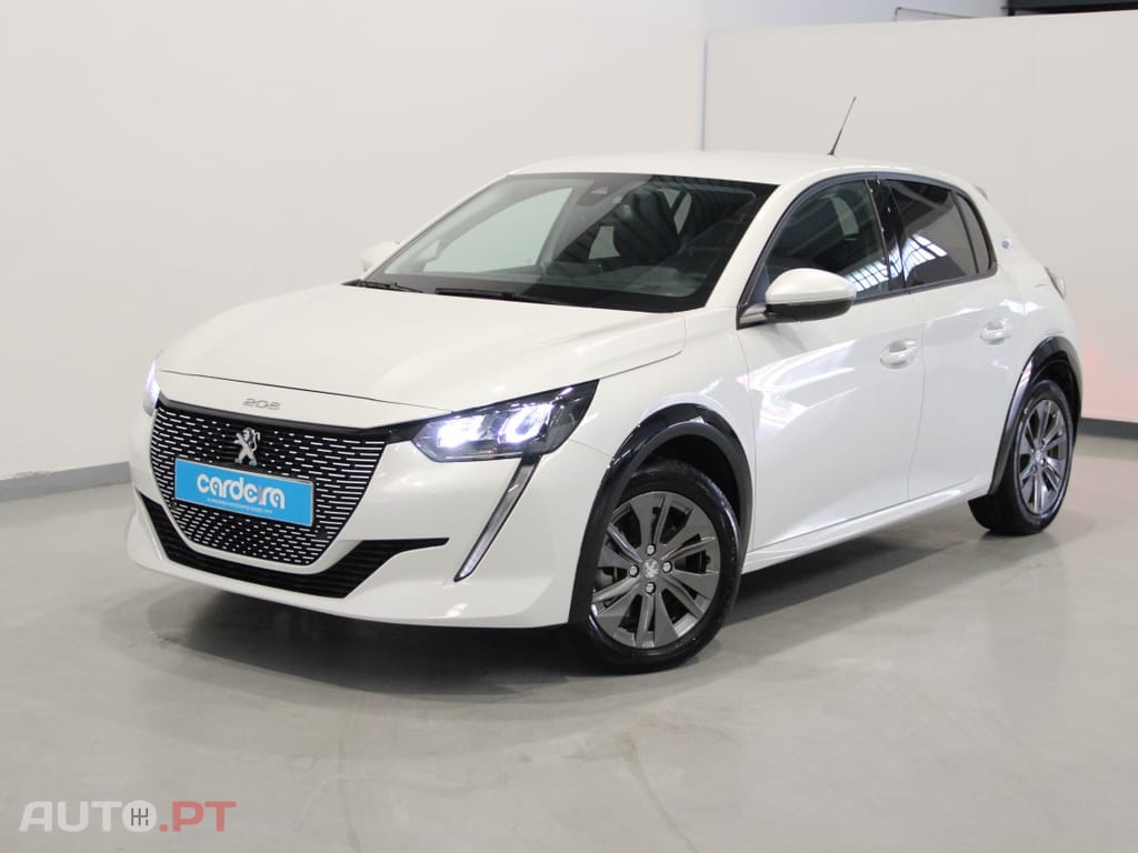 Peugeot E-208 50KWh Allure