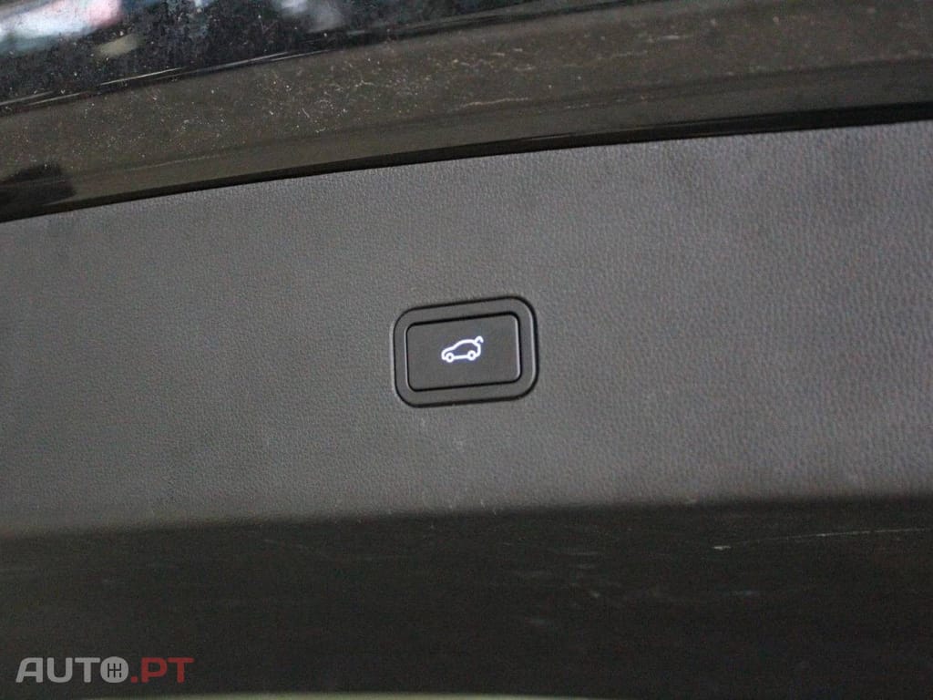 XPeng G9 78.2 kWh Standard Range