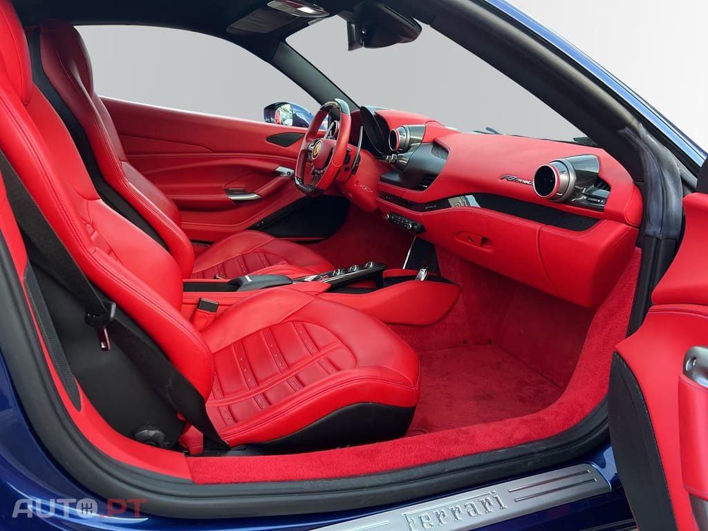 Ferrari F8 DCT