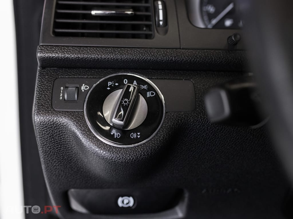 Mercedes-Benz C 250 CDi Elegance BlueEfficiency Aut. — fotografia 11