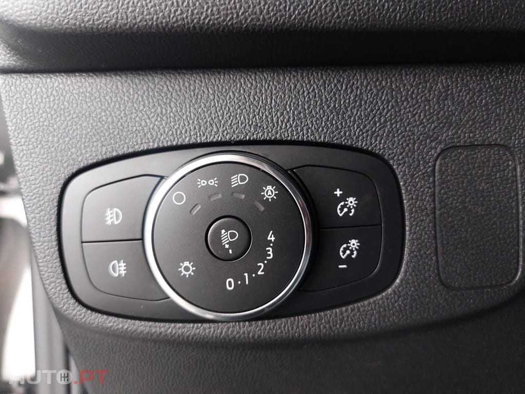 Ford Focus SW 1.0 EcoBoost Connected