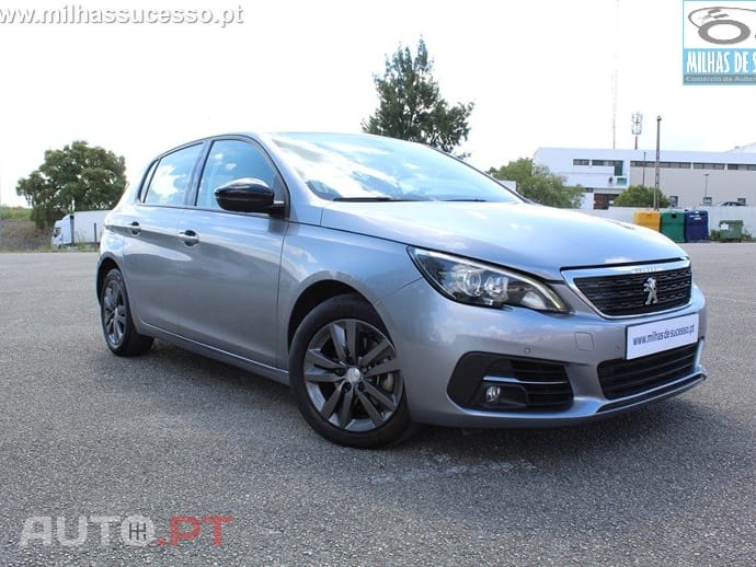 Peugeot 308 1.5 BlueHDI STYLE Aut. 131 CV