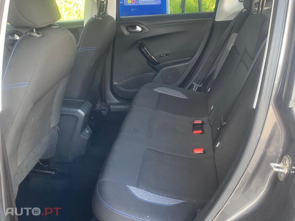 Peugeot 2008 1.2