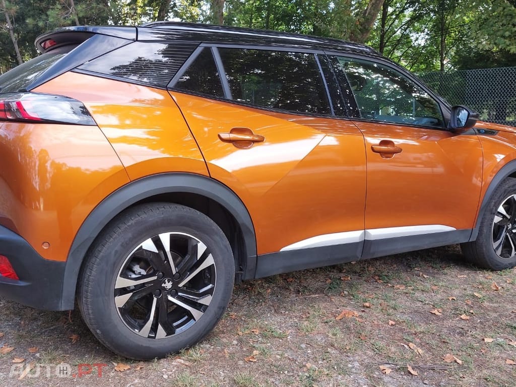 Peugeot E-2008 50 kWh GT