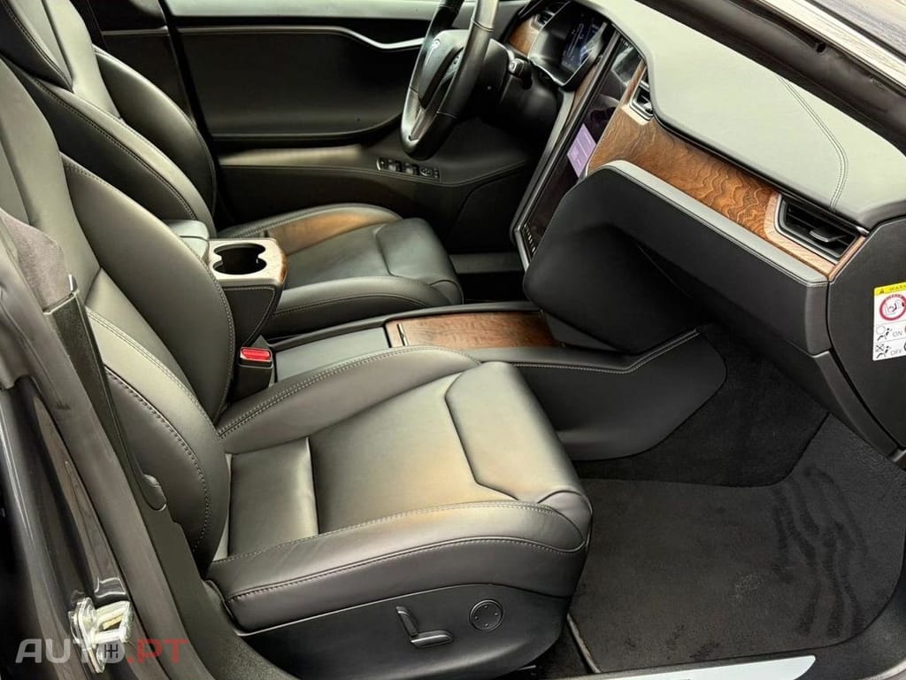 Tesla Model S Standard Range