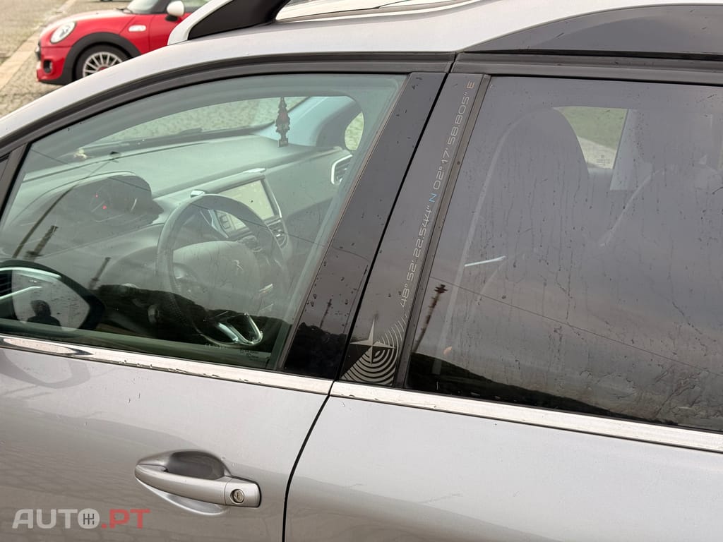 Peugeot 2008 1.2 PureTech Crossway EAT6