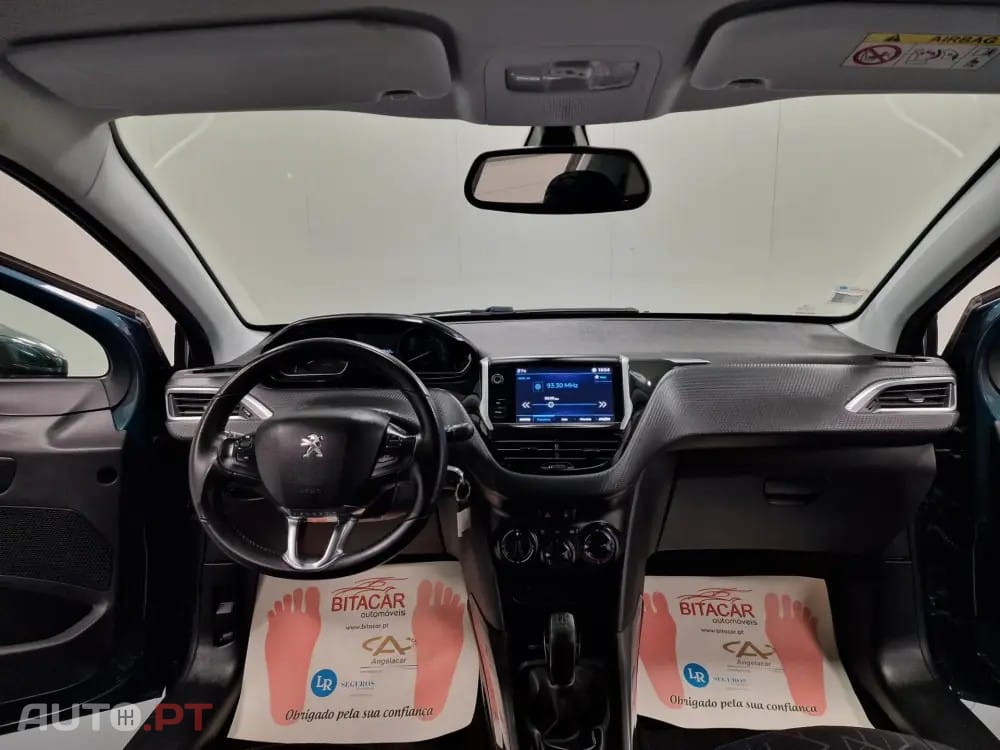 Peugeot 2008 1.2 PureTech Style