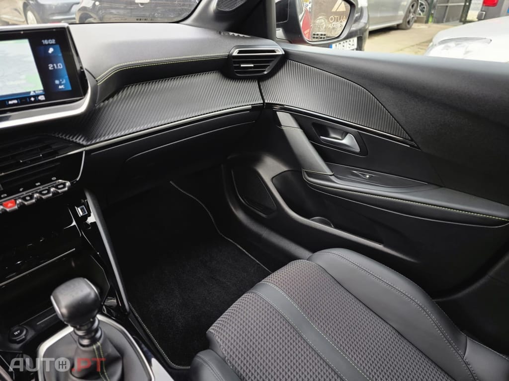 Peugeot 208 1.2 PureTech GT Line