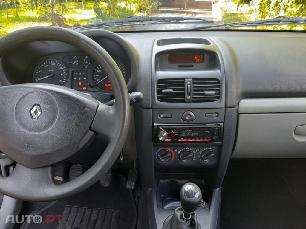 Renault Clio 1.9 dTi RXE