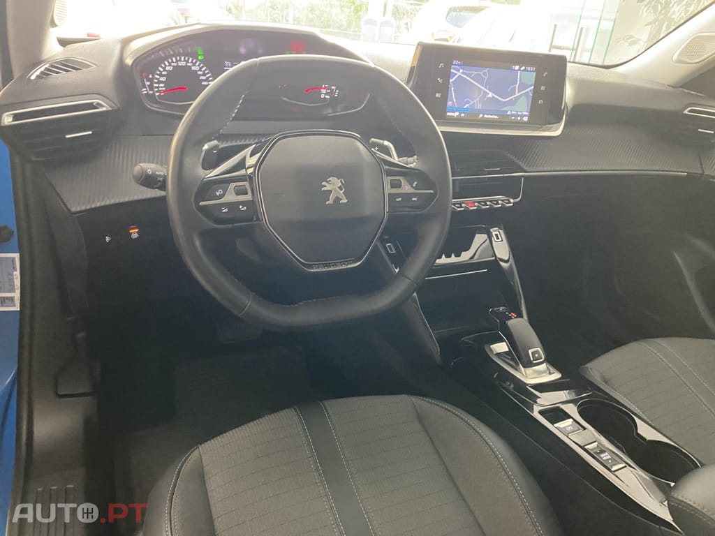 Peugeot 2008 1.5 BlueHDi Allure Pack EAT8