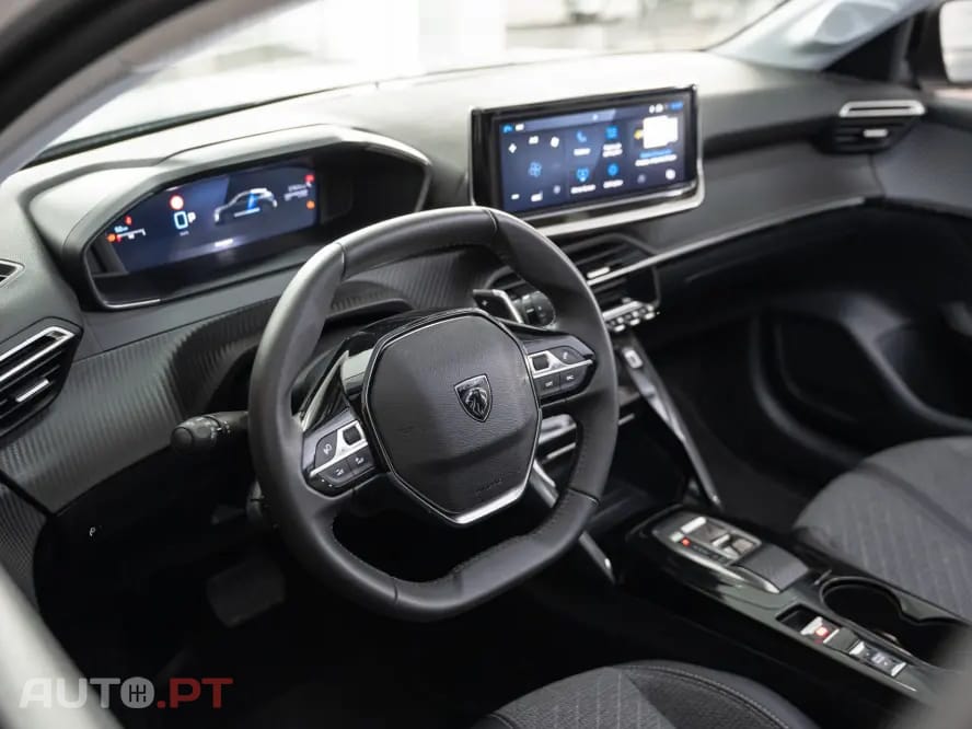 Peugeot 208 1.2 Hybrid Allure e-DCS6