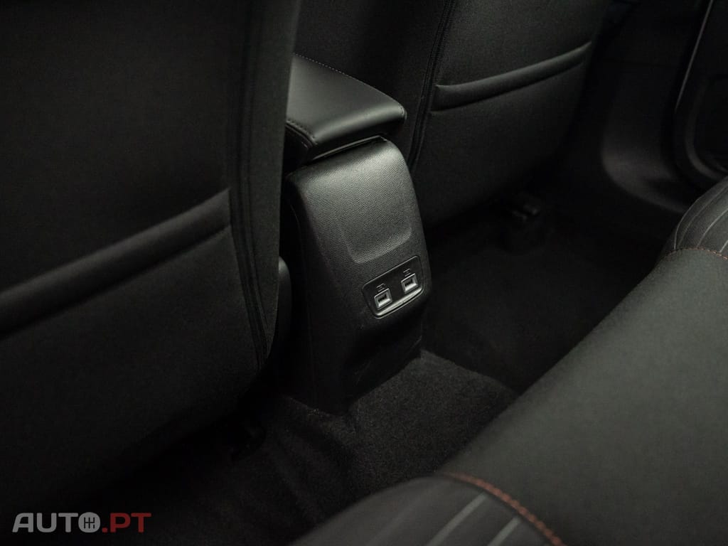 Peugeot E-208 50 kWh Active Pack