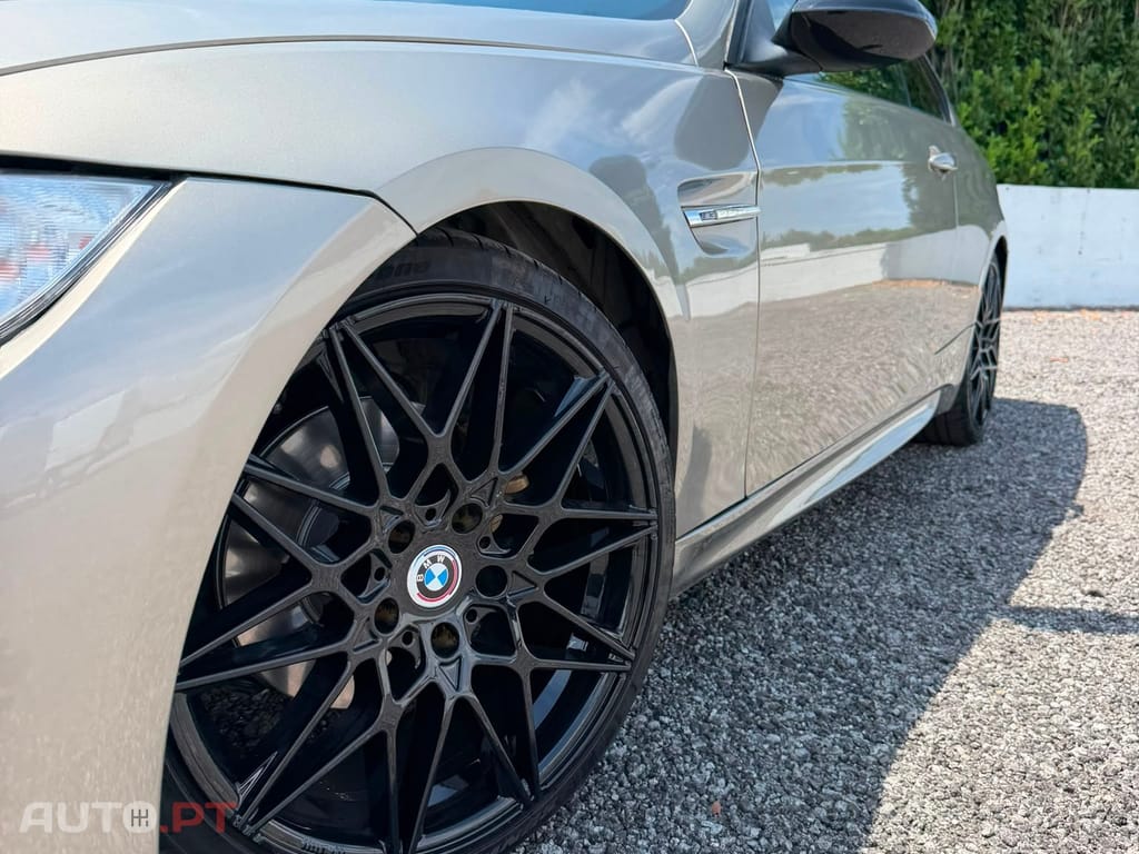 BMW 320 d Auto