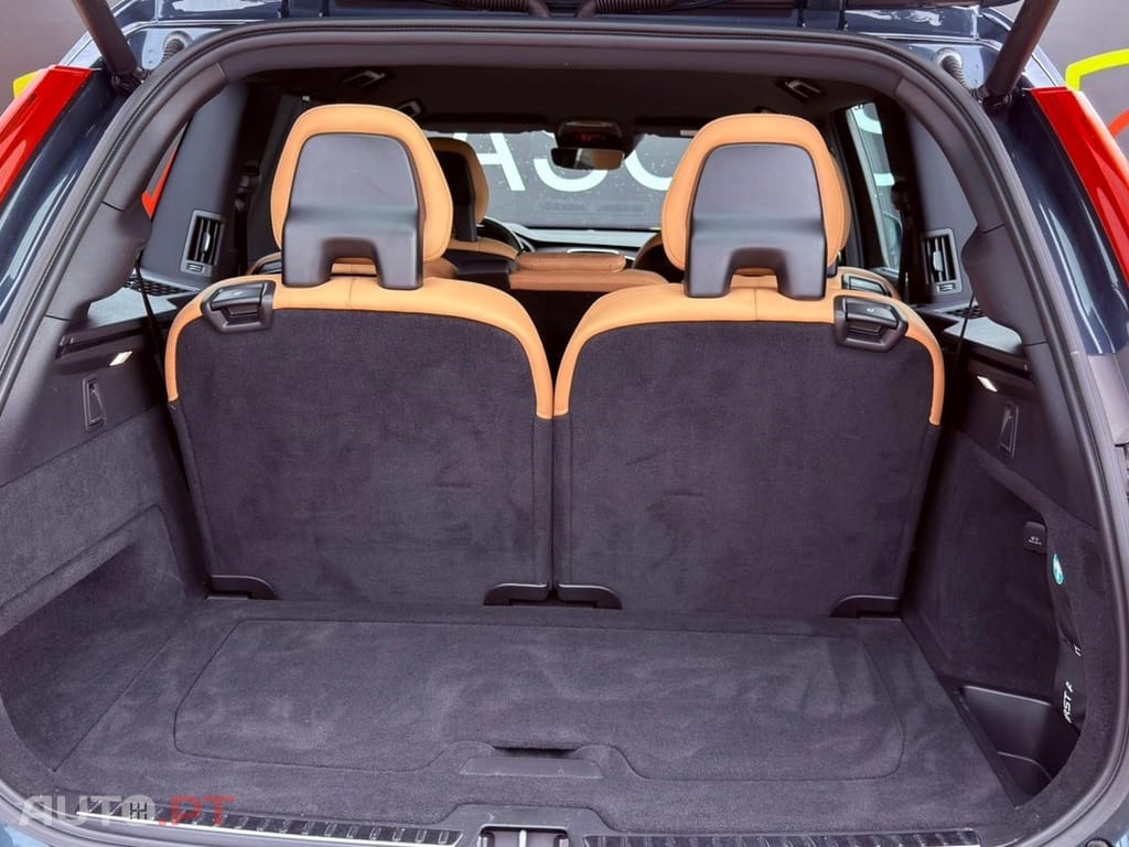 Volvo XC90 2.0 T8 PHEV Inscription Expression AWD