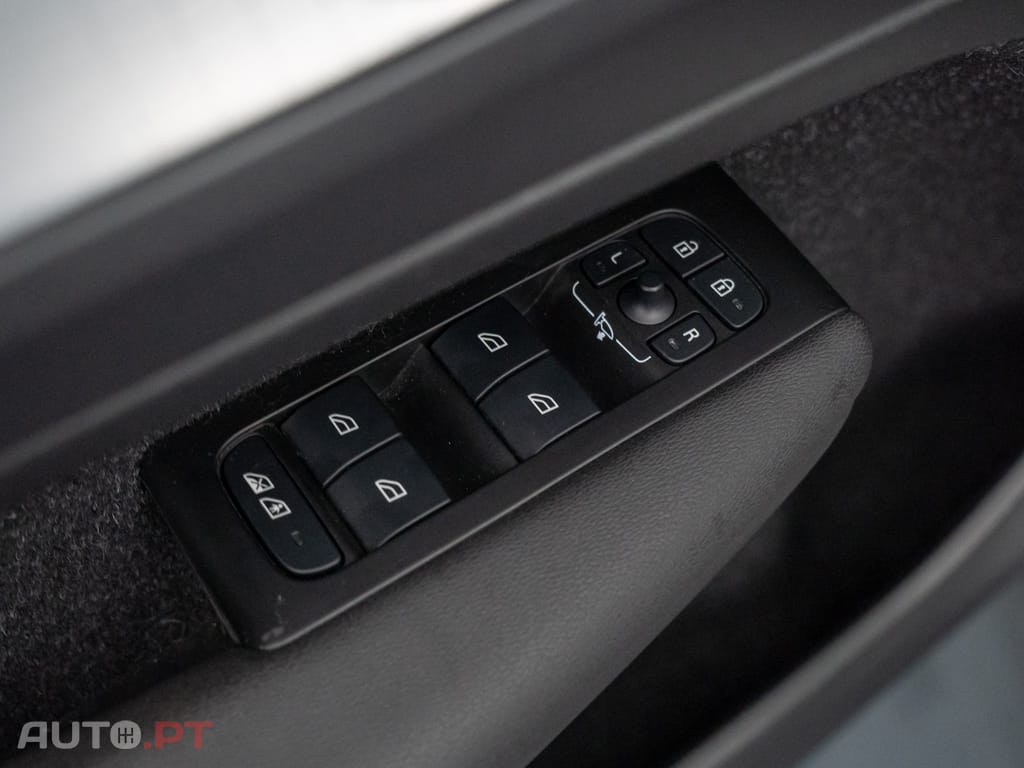 Volvo XC40 1.5 T5 PHEV Inscription Expression