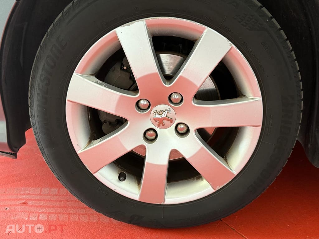 Peugeot 308 1.4 16V Executive