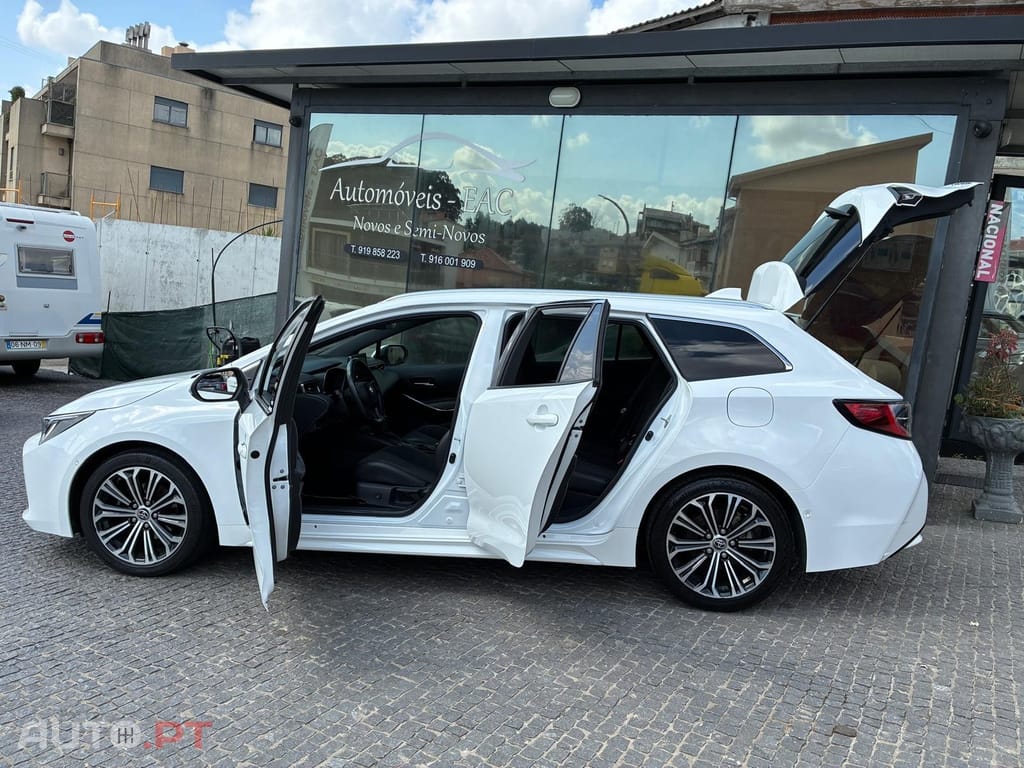 Toyota Corolla Touring Sports 1.8 Hybrid Exclusive