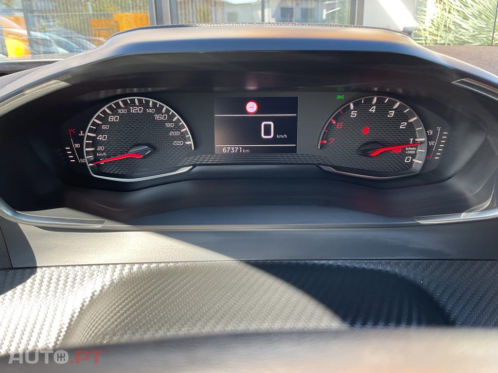 Peugeot 2008 1.2 PureTech Active Pack