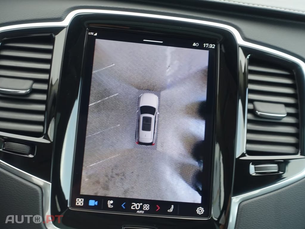 Volvo XC40 I.V.A DEDUTIVEL T8 AWD