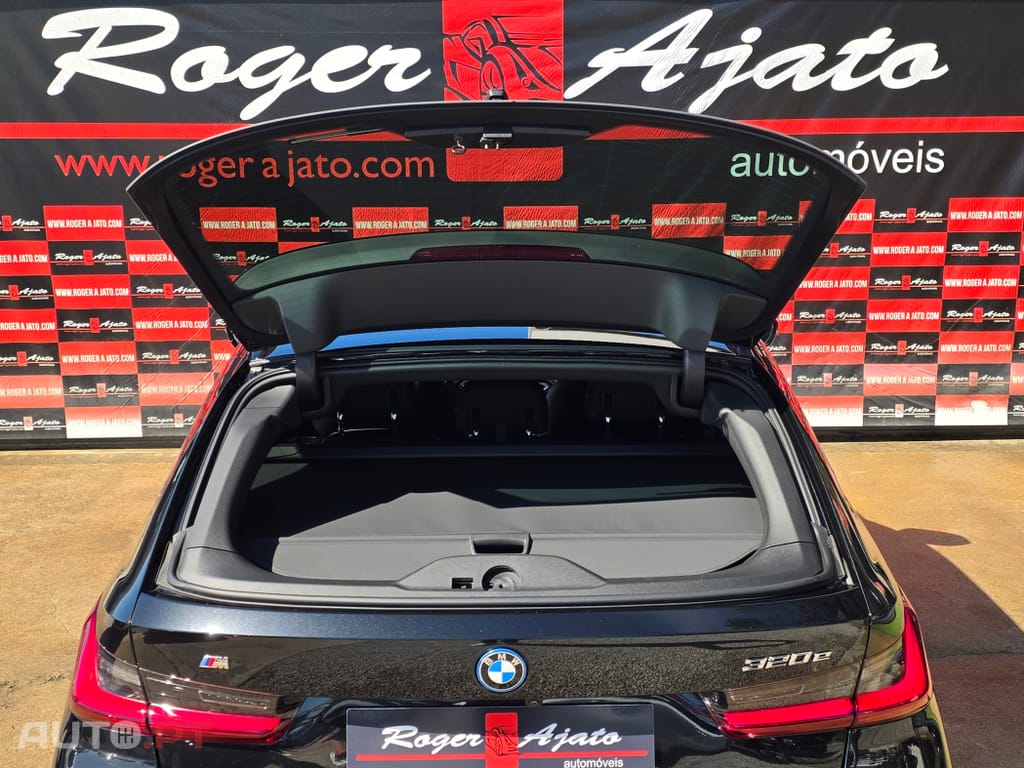 BMW 320 e Pack Desportivo M Auto