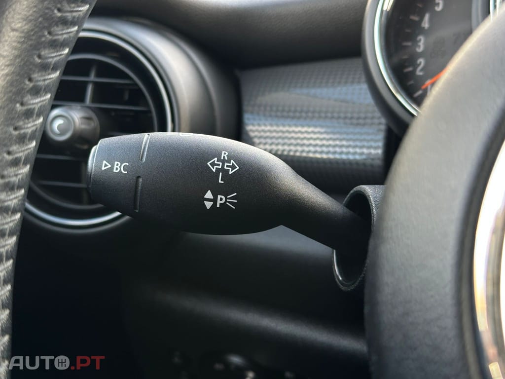 MINI Cooper Cooper D