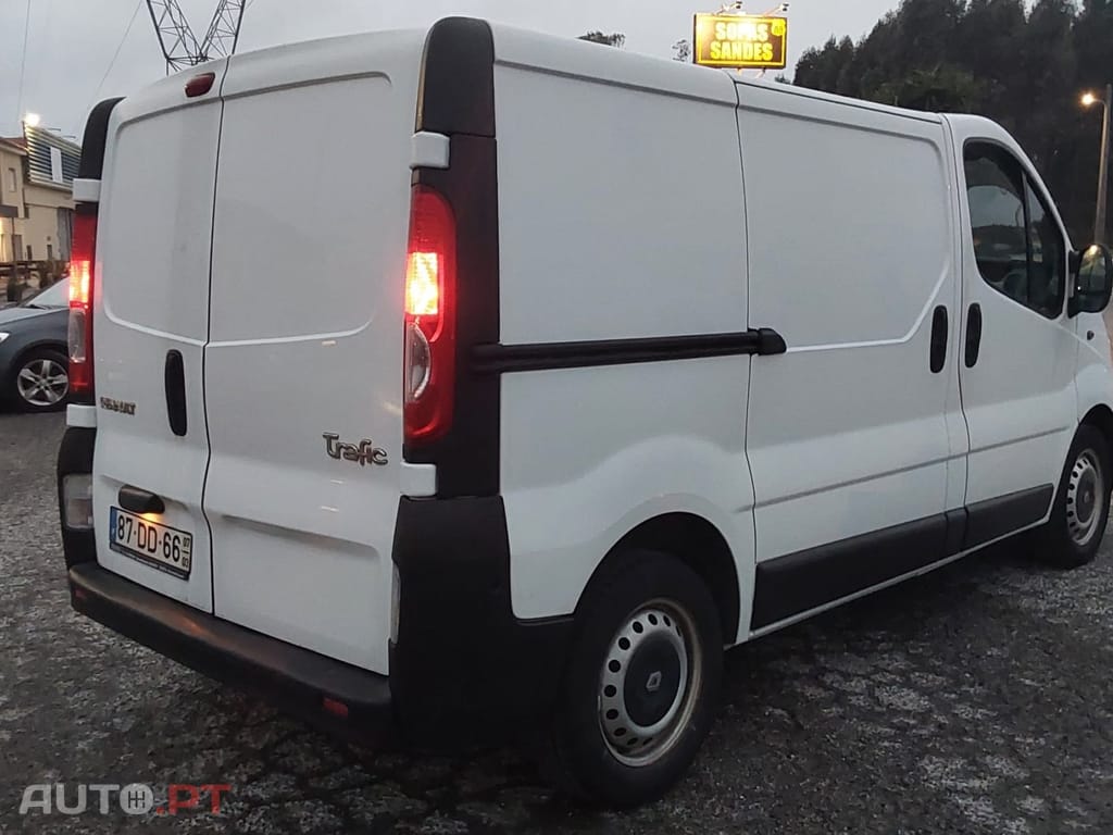 Renault Trafic 2.0 dCi L1H1 1.0T