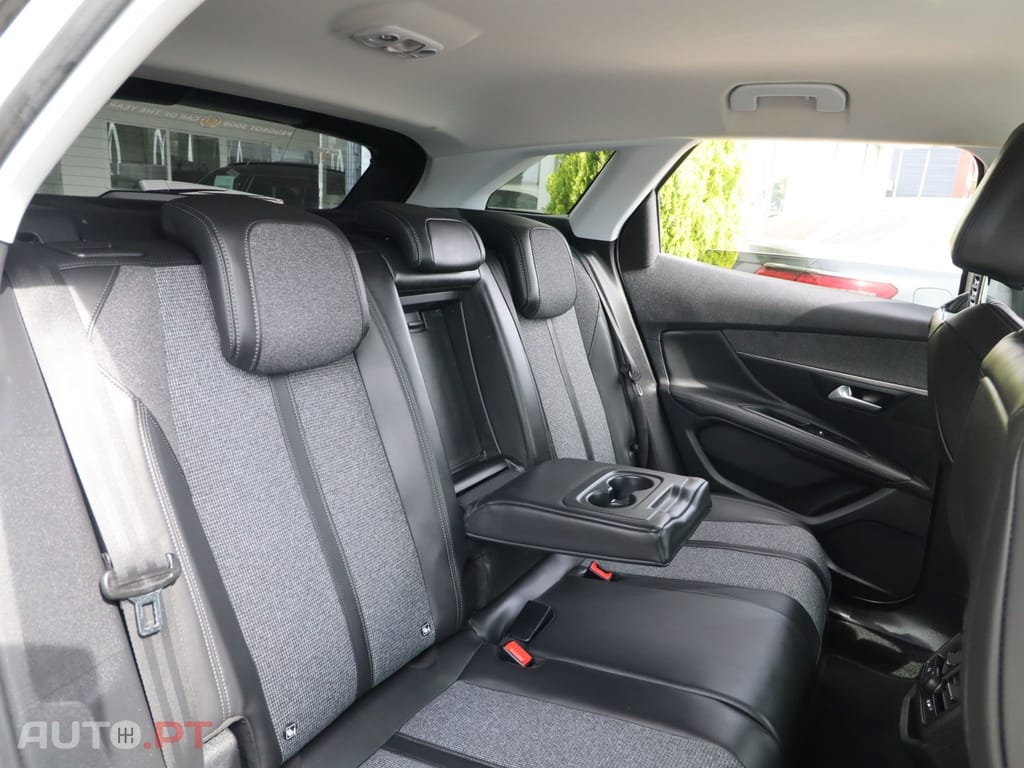 Peugeot 3008 1.6 BlueHDi Allure