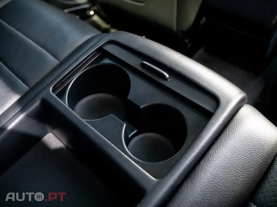 Mercedes-Benz E 220 CDI Elegance BE Auto.