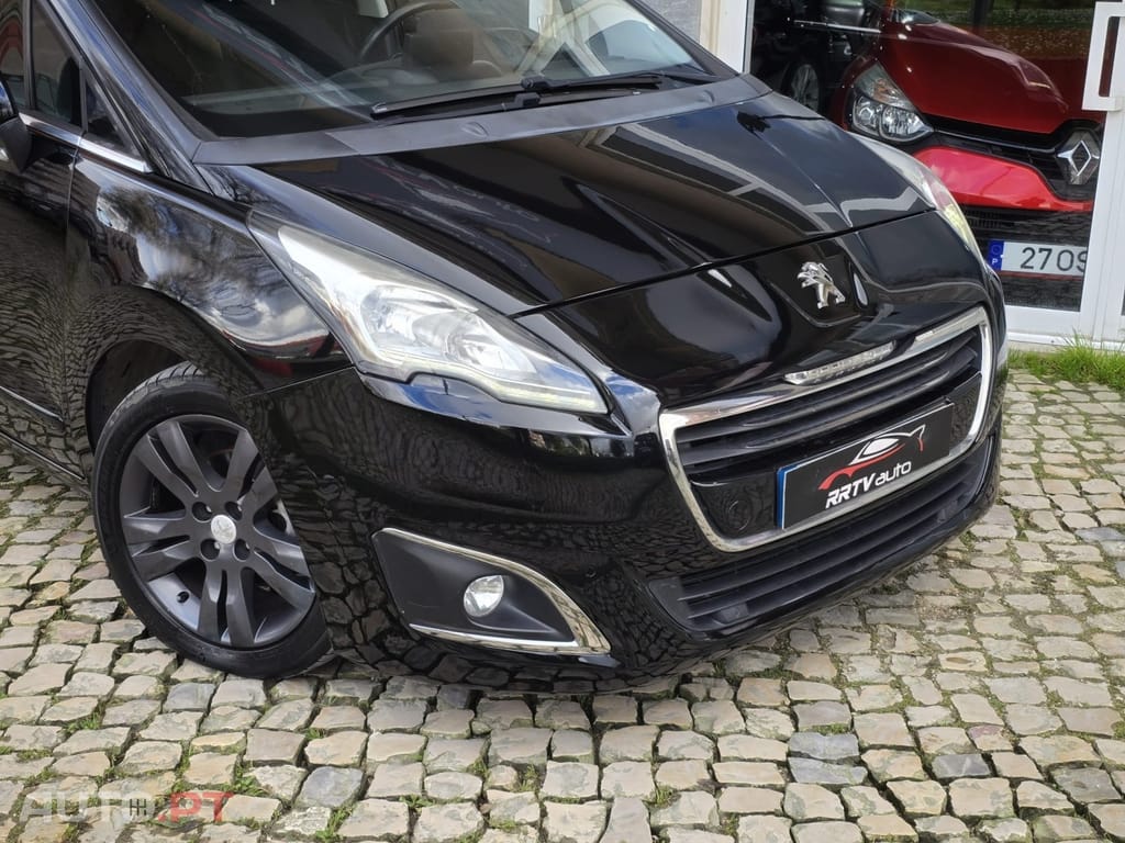 Peugeot 5008 1.6 E-HDi 7L Allure 2-Tronic 113g