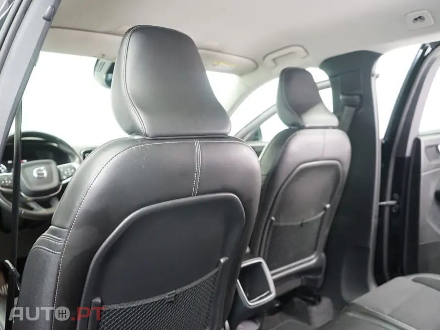 Volvo XC40 2.0 D3 Momentum