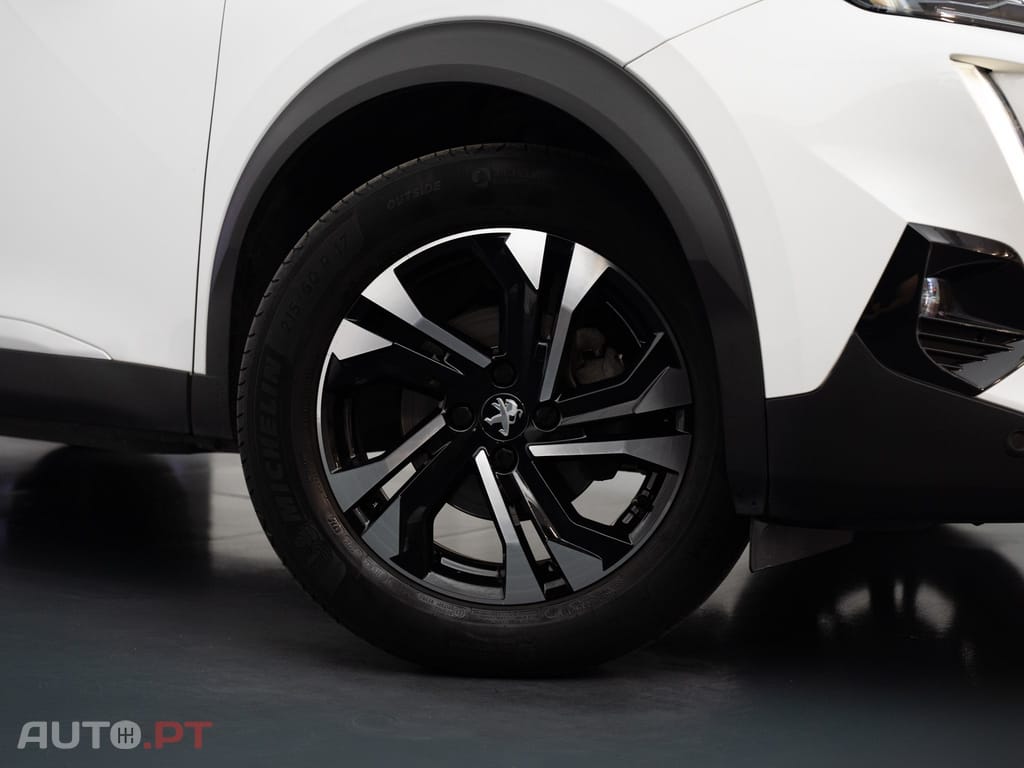 Peugeot 2008 1.2 PureTech Allure