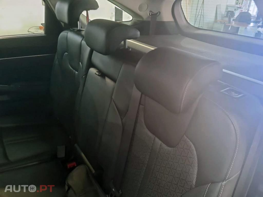 Kia Sorento 1.6 T-GDI PHEV Concept+SRF