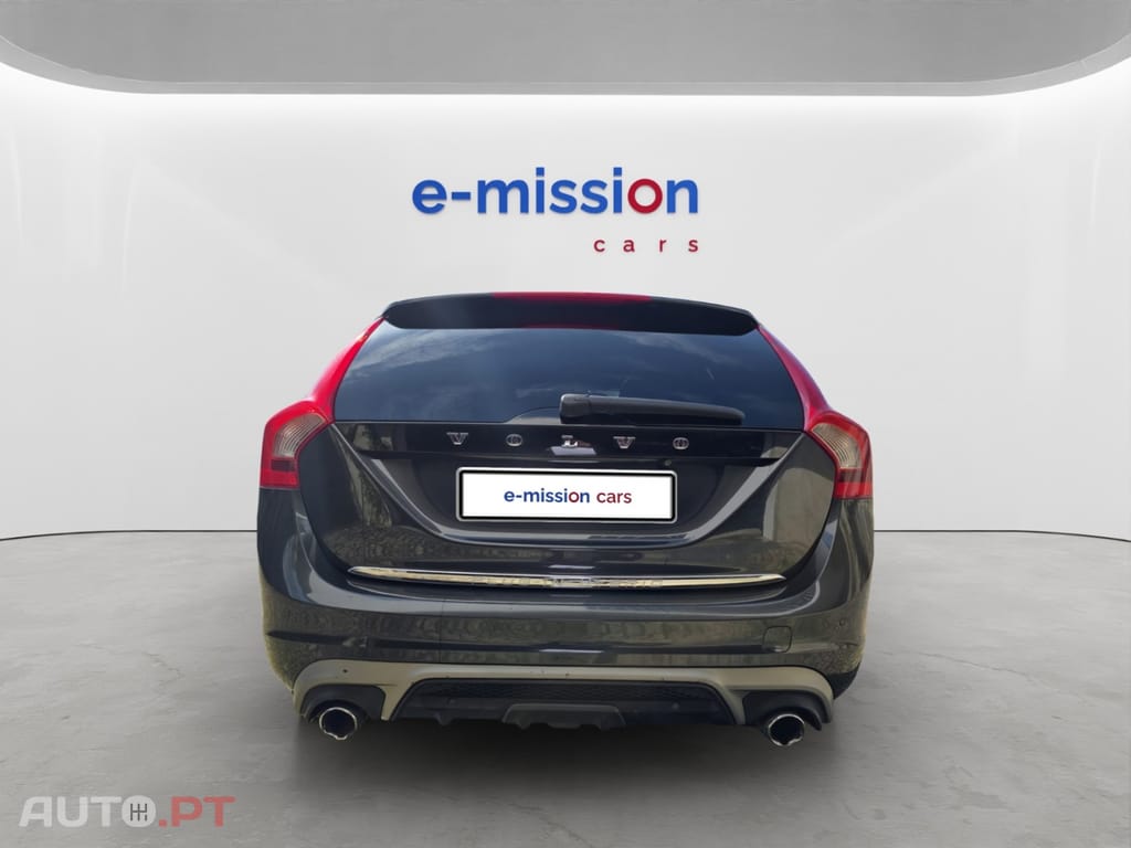 Volvo V60 D6 Twin Engine Geartronic RDesign — fotografia 5