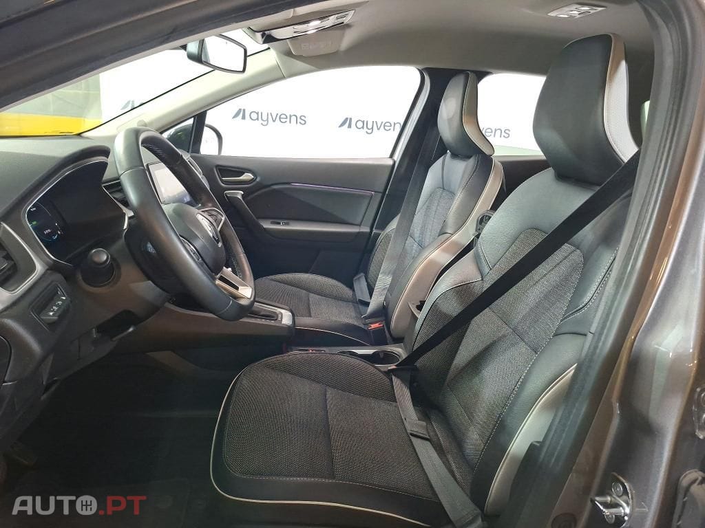 Renault Captur 1.6 E-Tech Plug-In Intens