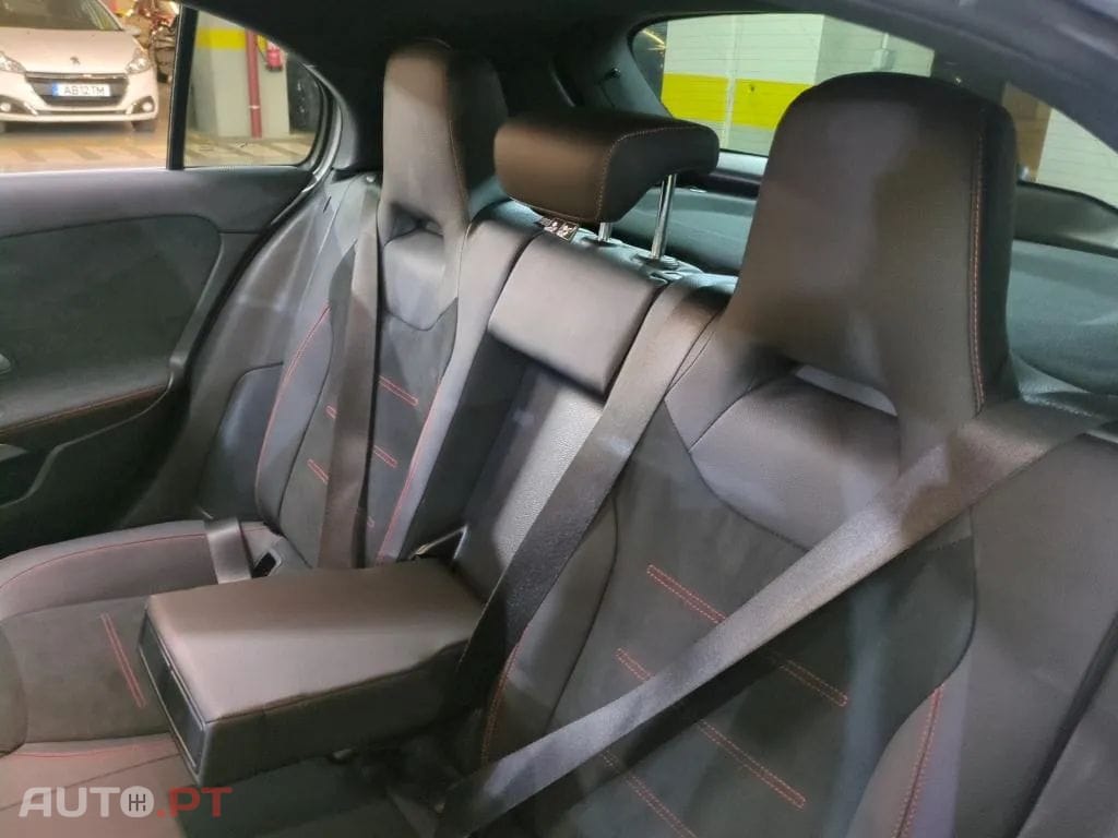 Mercedes-Benz A 250 e