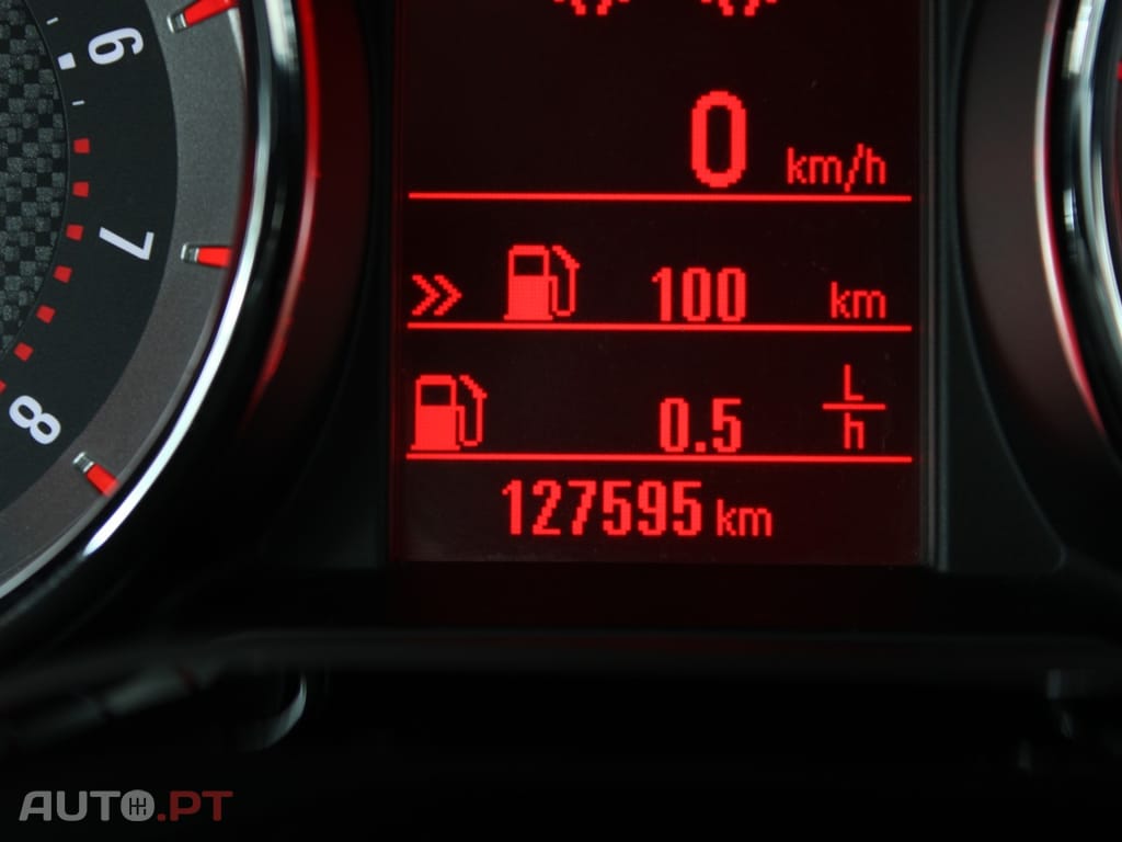 Opel Adam 1.0 T Rocks