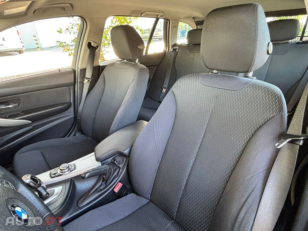 BMW 320 d ED Advantage Auto