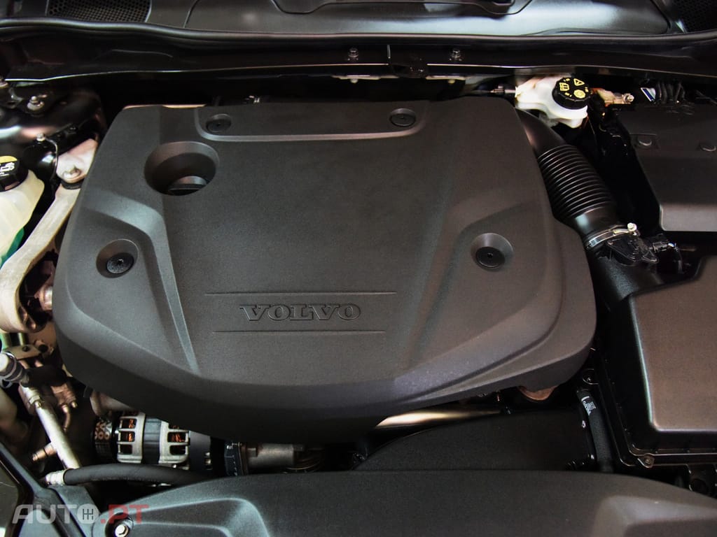 Volvo V40 2.0 D3 Momentum