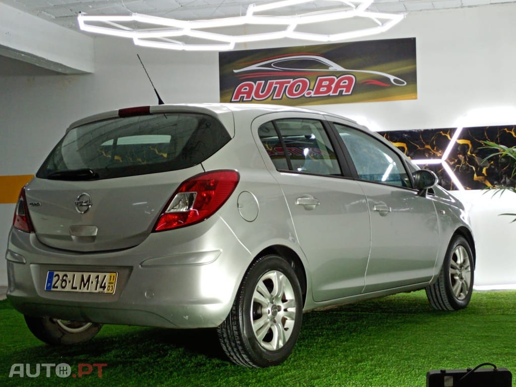 Opel Corsa 1.2 Enjoy FlexFuel