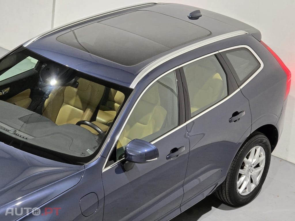 Volvo XC60 2.0 T8 PHEV Momentum AWD