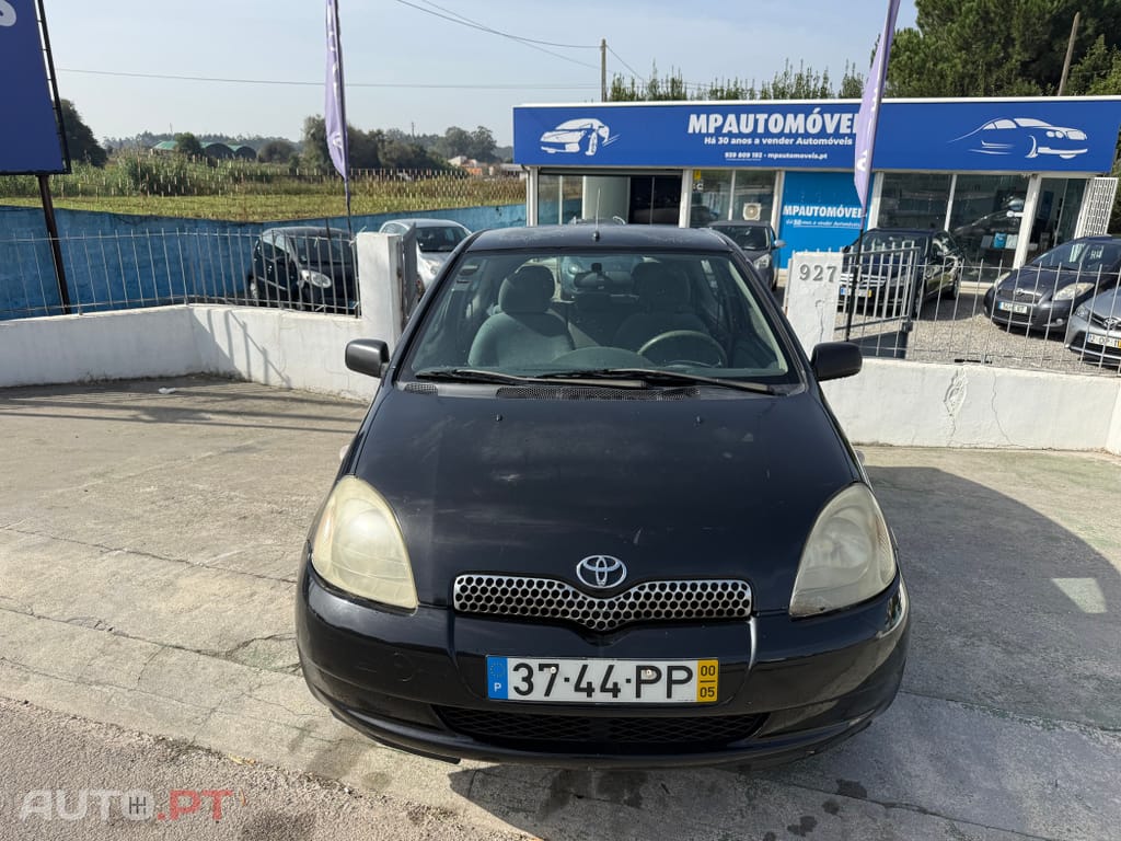 Toyota Yaris 1.0 Base C/Radio