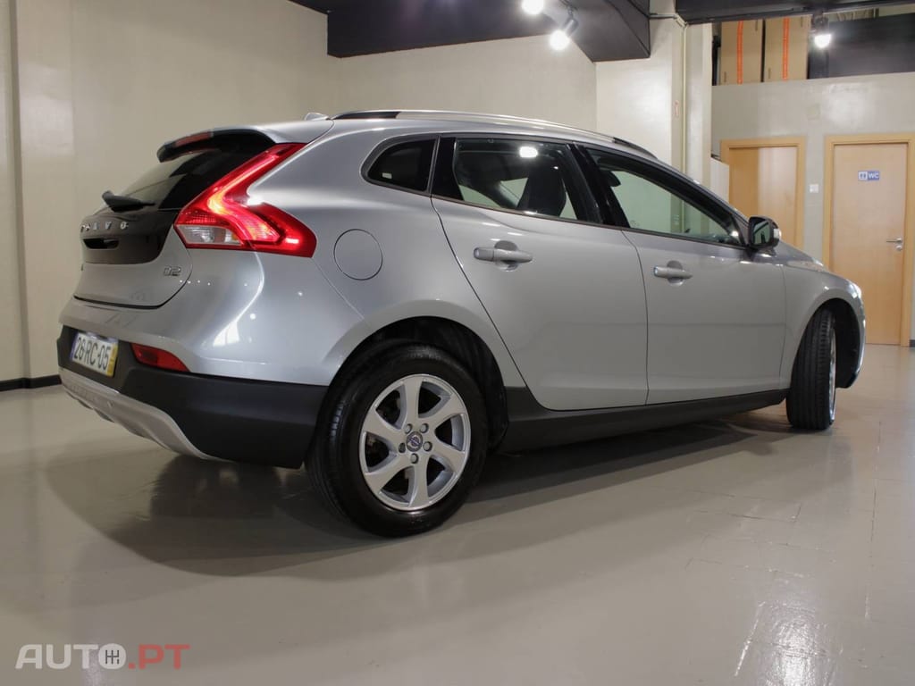 Volvo V40 Cross Country 2.0 D2 Kinetic Geartronic