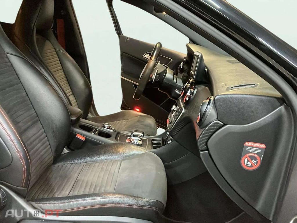 Mercedes-Benz A 45 AMG 4-Matic