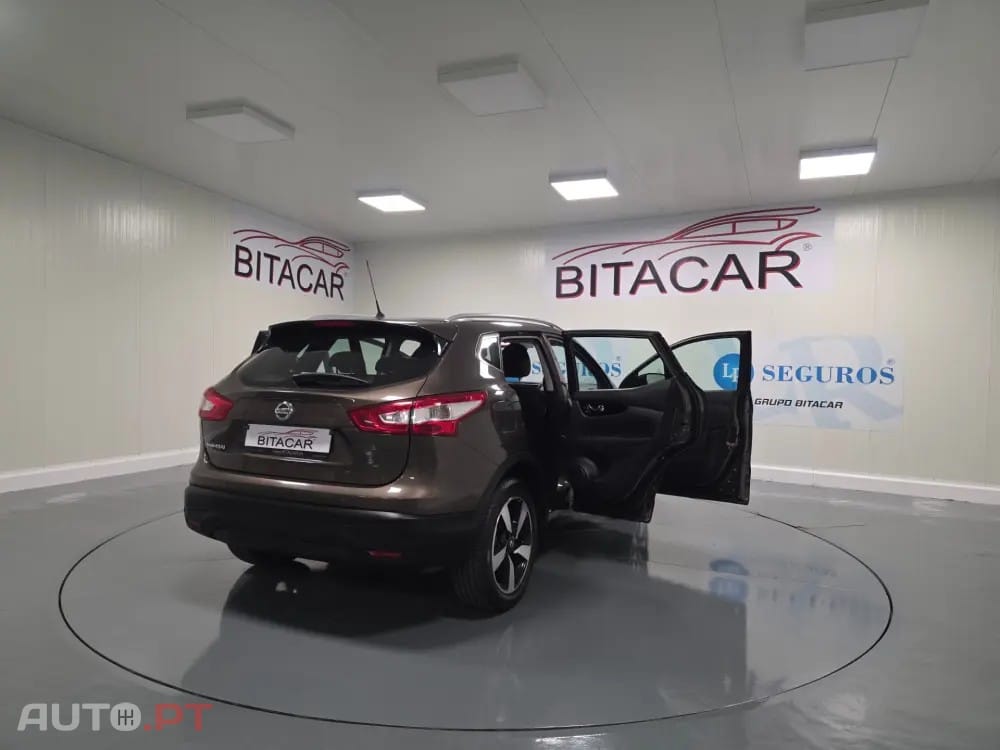Nissan Qashqai 1.5 dCi N-Connecta Led