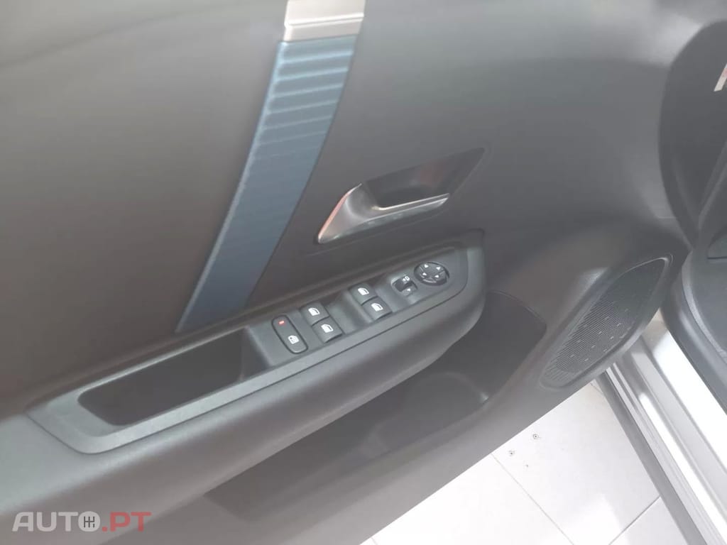 Citroen e-C4 50 kWh Shine Pack