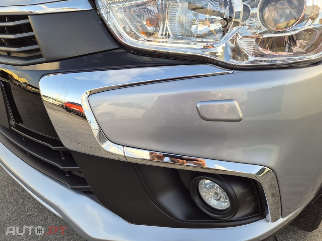 Mitsubishi ASX 1.6 DI-D Intense Black Edition