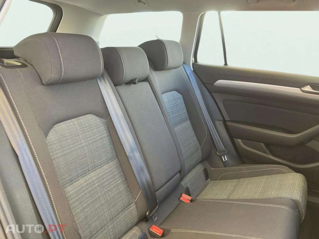 Volkswagen Passat Variant 2.0 TDi Business DSG