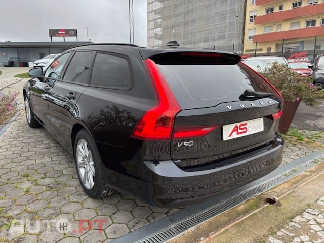 Volvo V90 D3 Kinetic