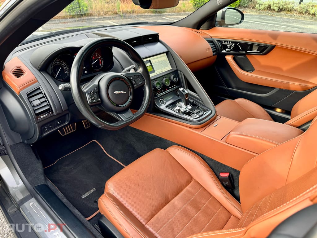 Jaguar F-Type 2.0 i4 R-Dynamic